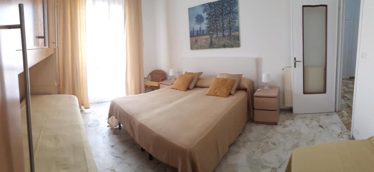Vreni Lodge 菲纳莱利古雷 外观 照片