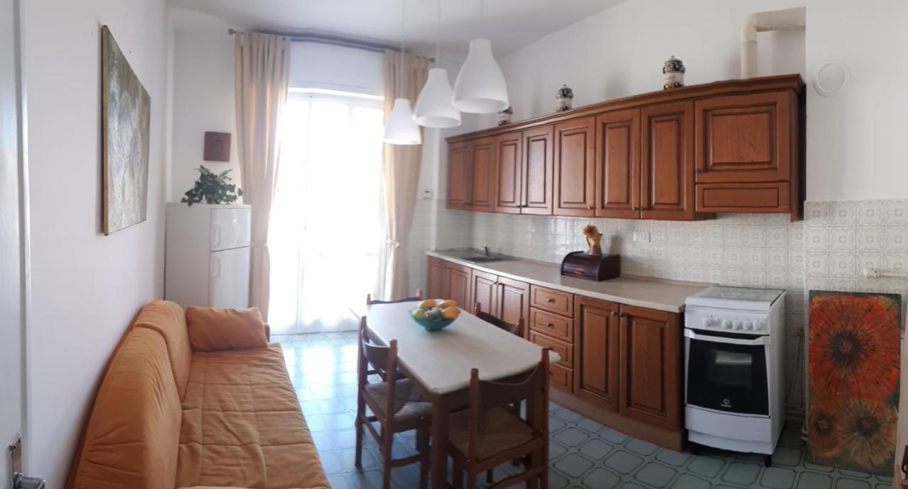 Vreni Lodge 菲纳莱利古雷 外观 照片