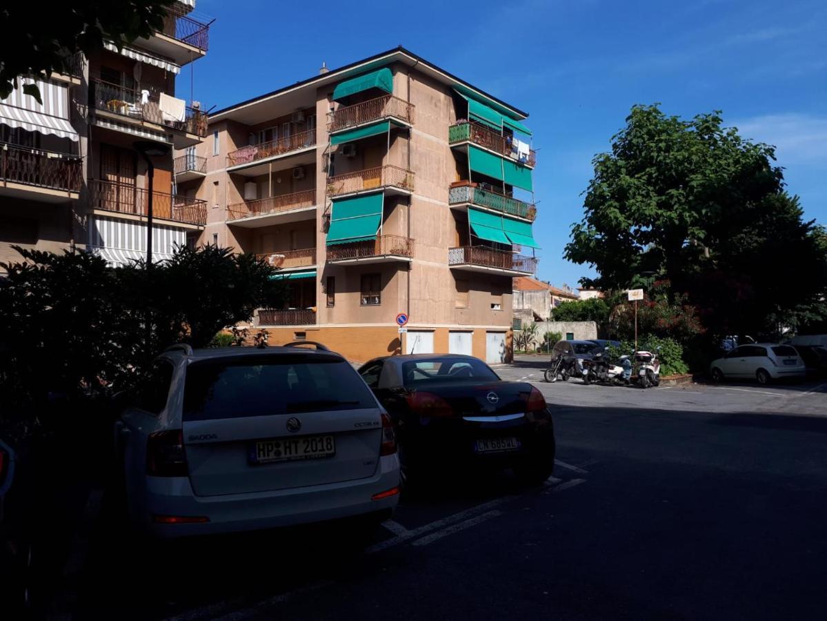 Vreni Lodge 菲纳莱利古雷 外观 照片